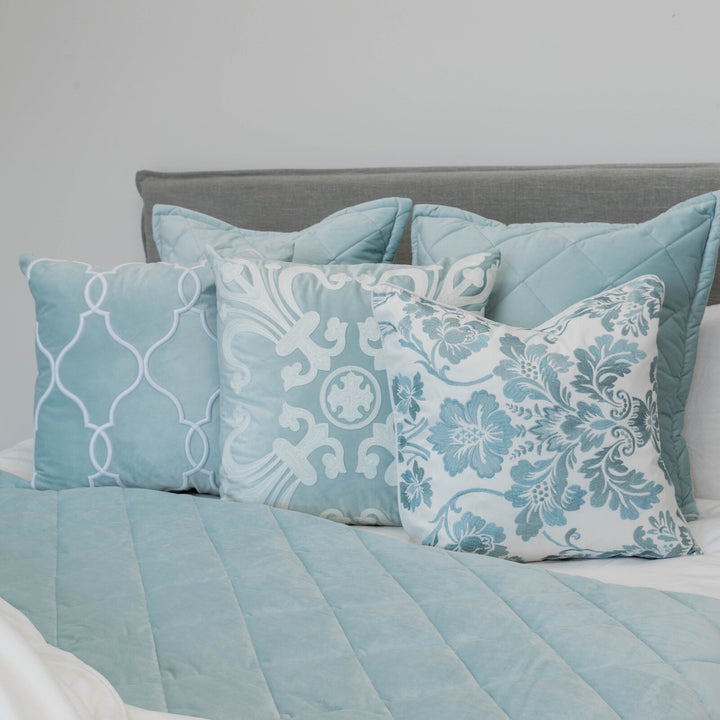 Allure Baby Blue Comforter