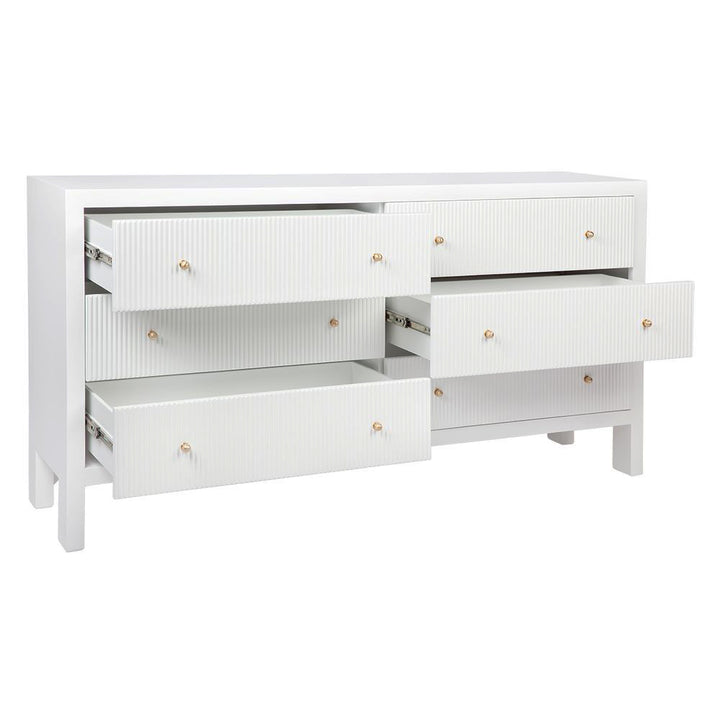Amcor White Chest