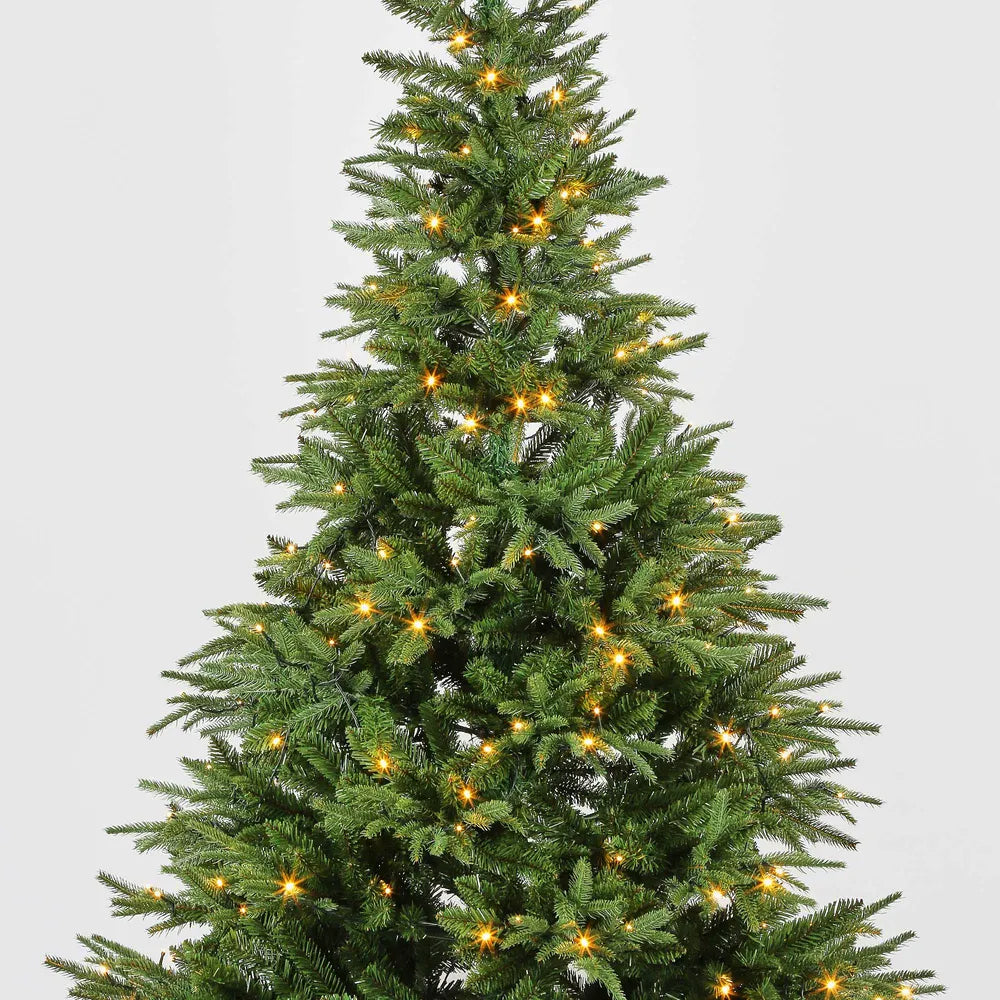 Spruce LED 225cm Tree
