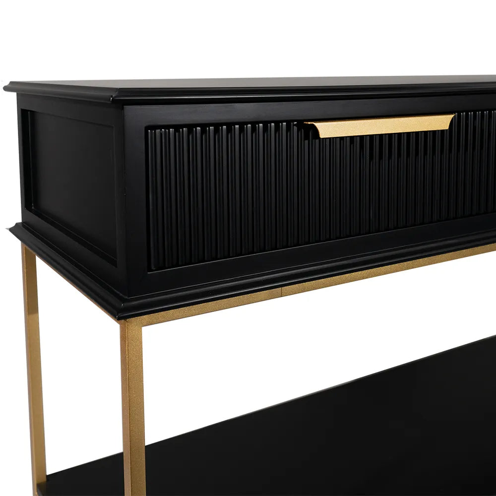 Nicola Black Console