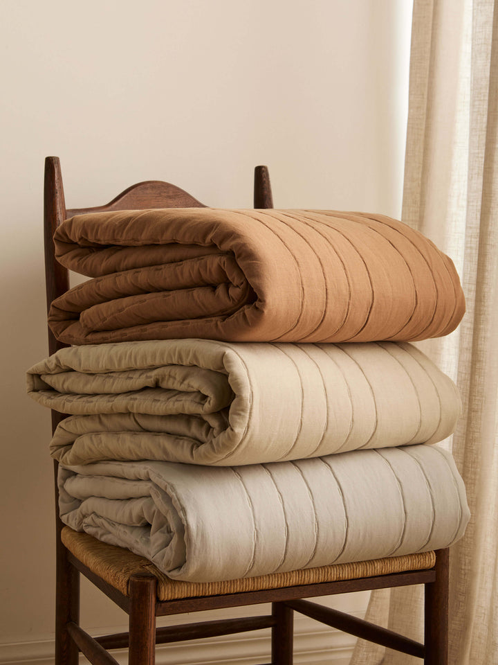 Kemble Silver Linen & Cotton Quilted Pillowcases