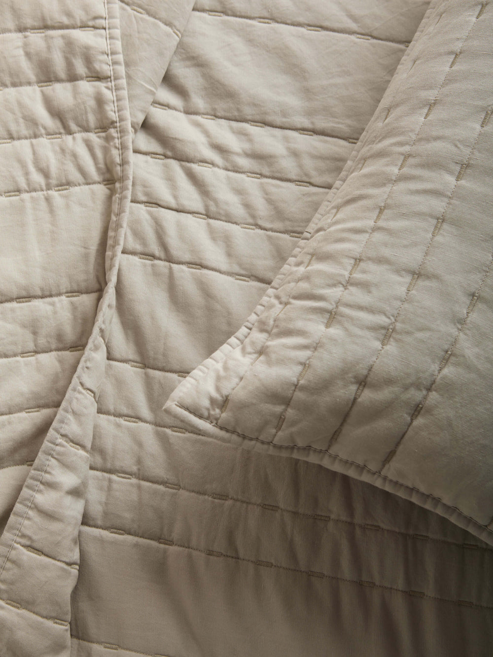 Kemble Silver Linen & Cotton Quilted Pillowcases