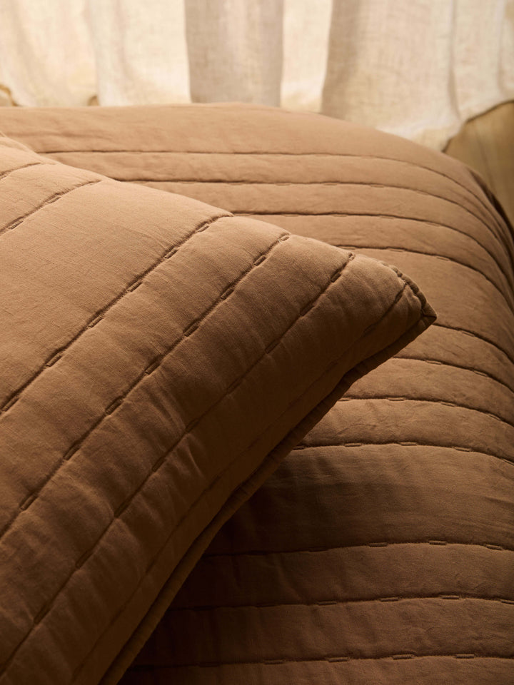 Kemble Caramel Linen & Cotton Quilt