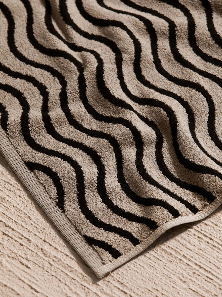 Wave Noir Towels