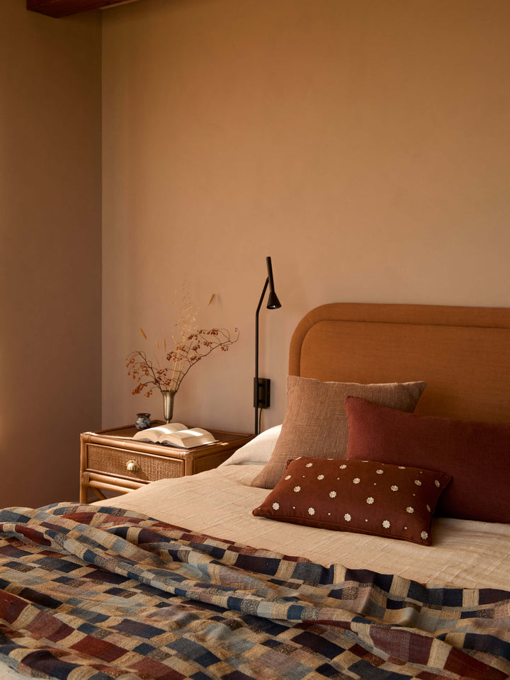 Vida Maple Linen Cushion