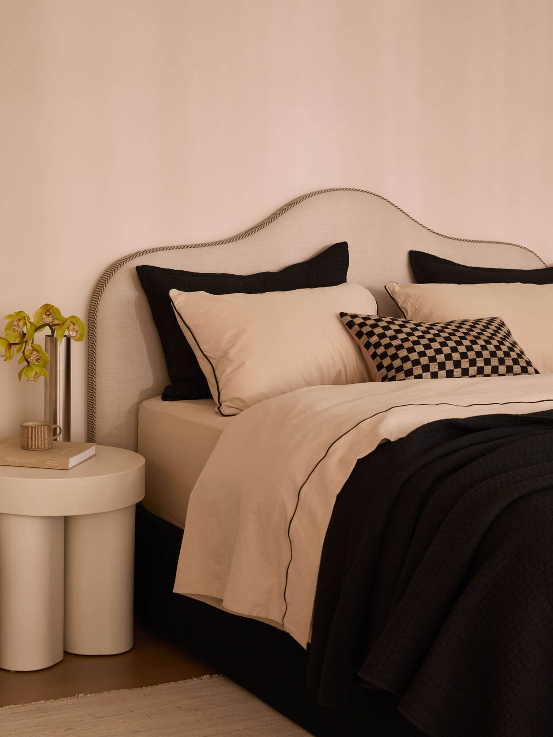Aspen Black Pure Cotton Quilt