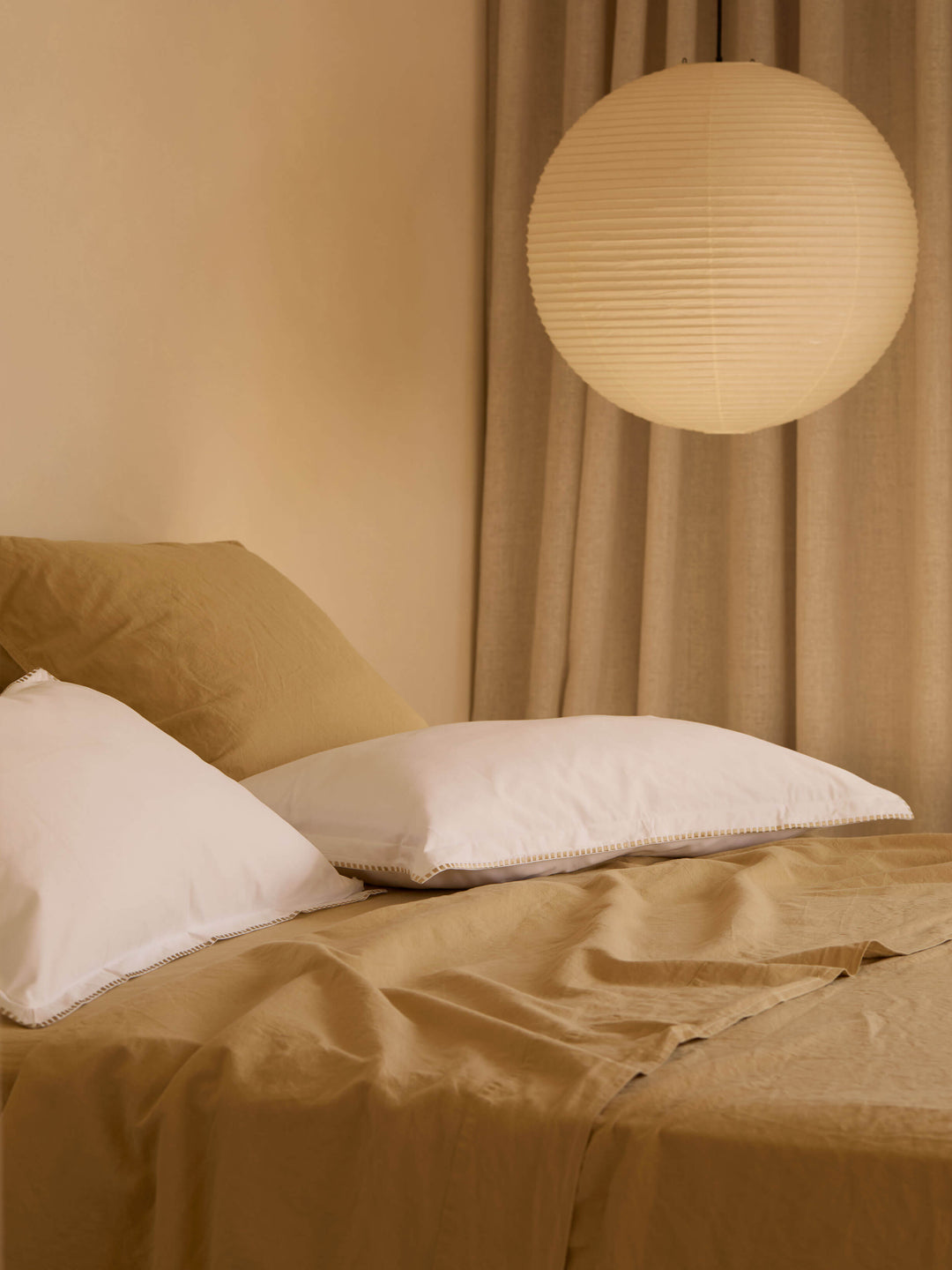 Florian Pear Egyptian Cotton Pillowcases