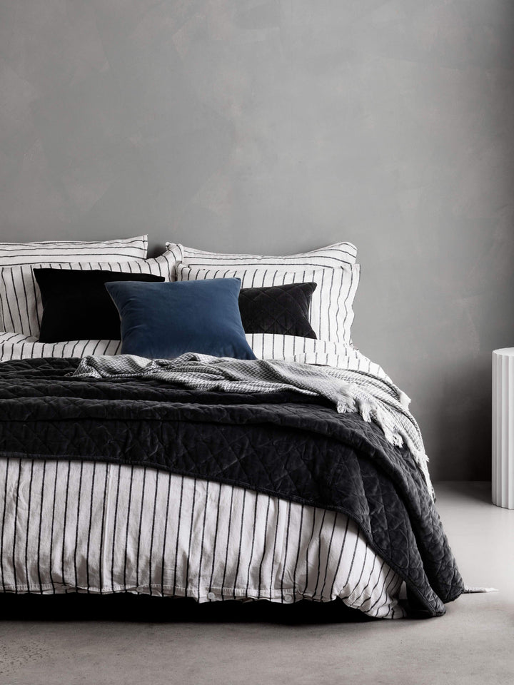 Loft Graphite Linen & Cotton Sheet Set