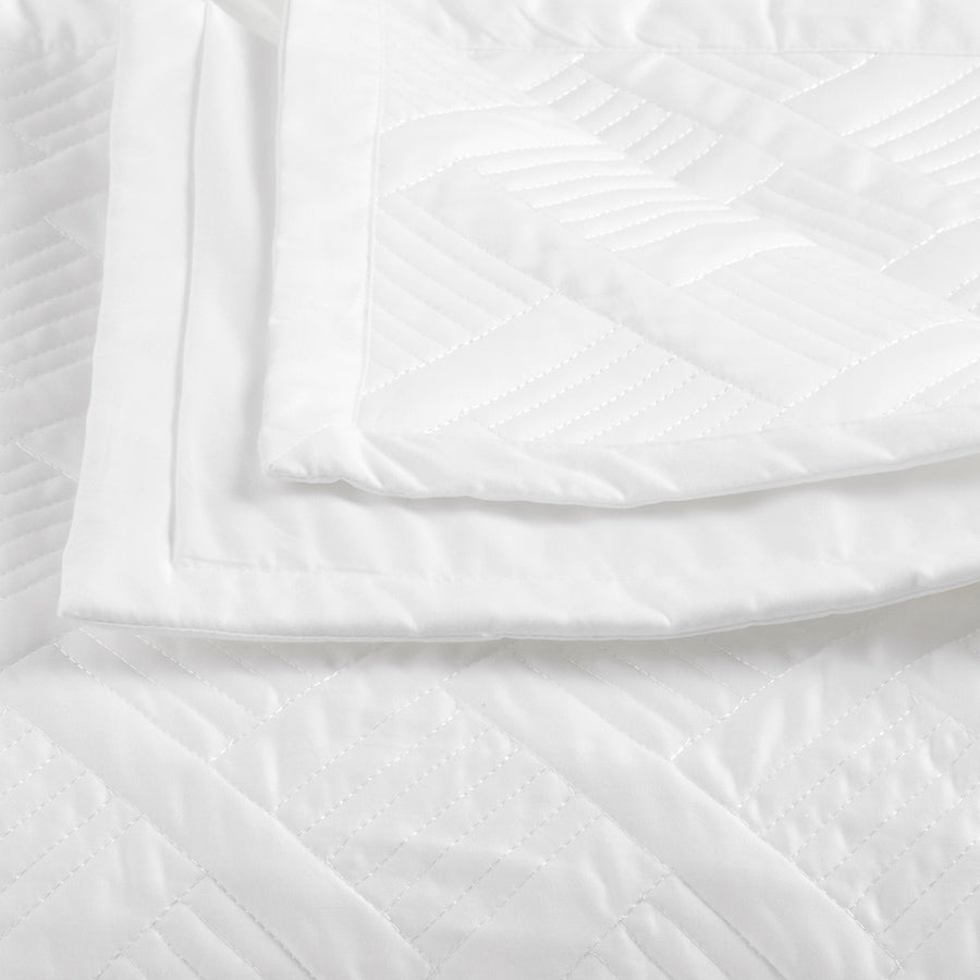 Orcia quilted bedspread, view 4
