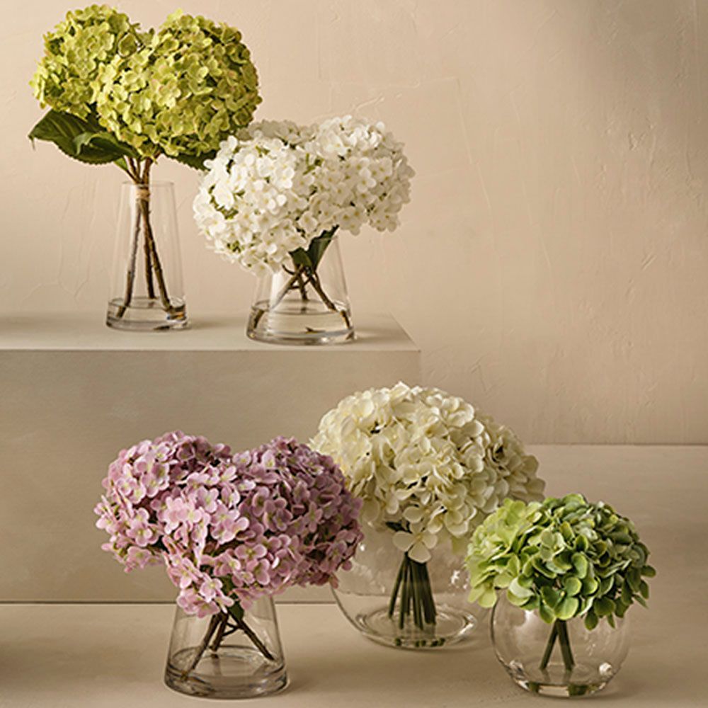 Artificial white hydrangeas in glass vase 26cm – view 3