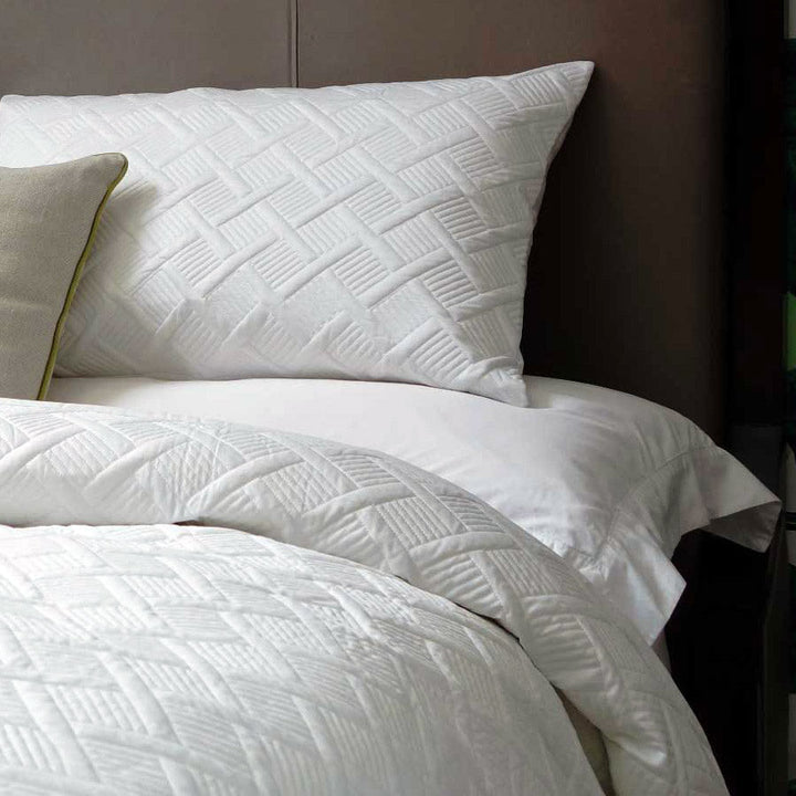 White King pillowcases, view 4